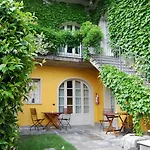 Relais Margherita 3* أوجيبيو